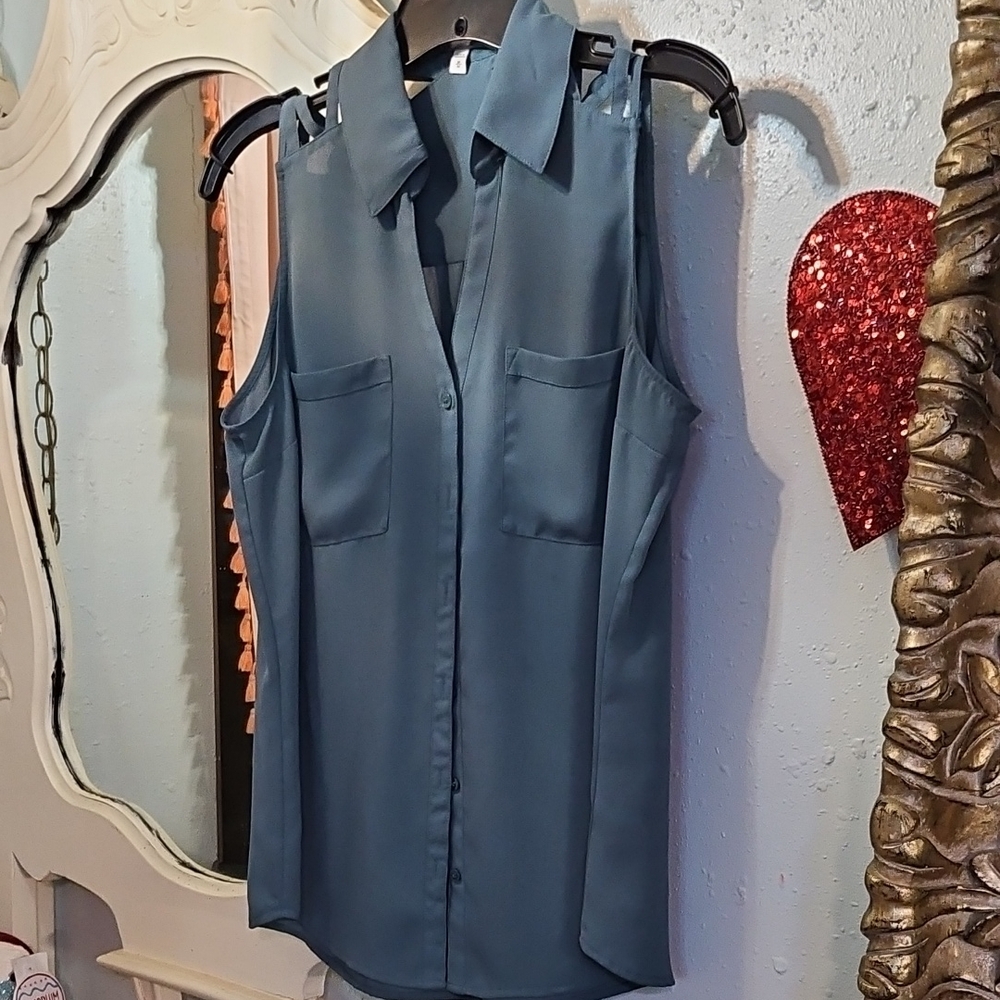 Express The Portofino Shirt Sleeveless Teal Blouse Size Med